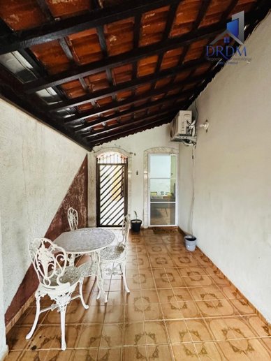 Casa com 5 Quartos à Venda, 205,71 m² - Foto 4