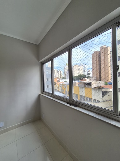 Apartamento com 3 Quartos à Venda - Foto 11