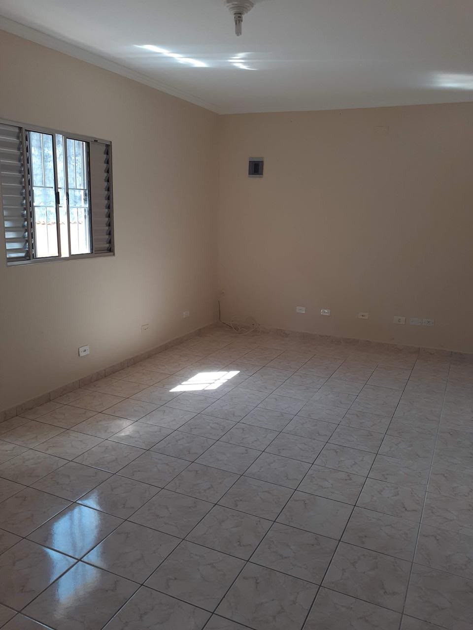 Casa com 4 Quartos à Venda - Foto 2
