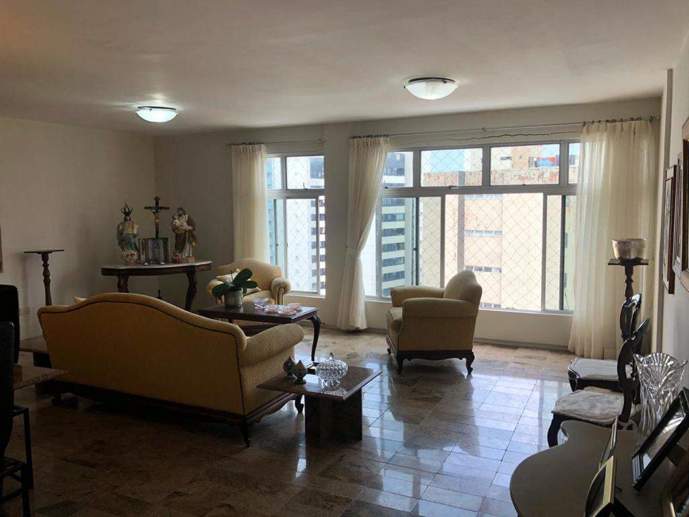 Apartamento com 4 Quartos à Venda - Foto 7