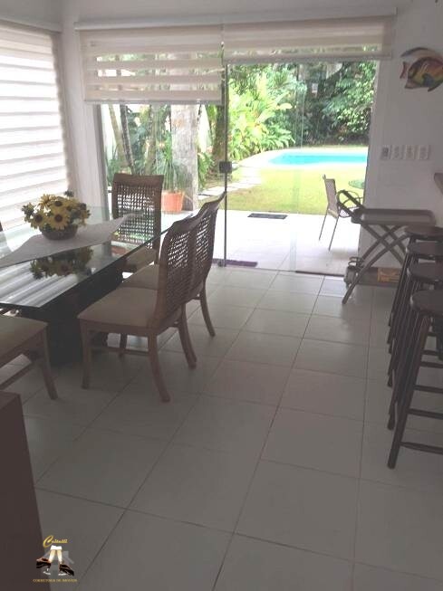 Casa com 5 Quartos para Temporada, 300,00 m² - Foto 4