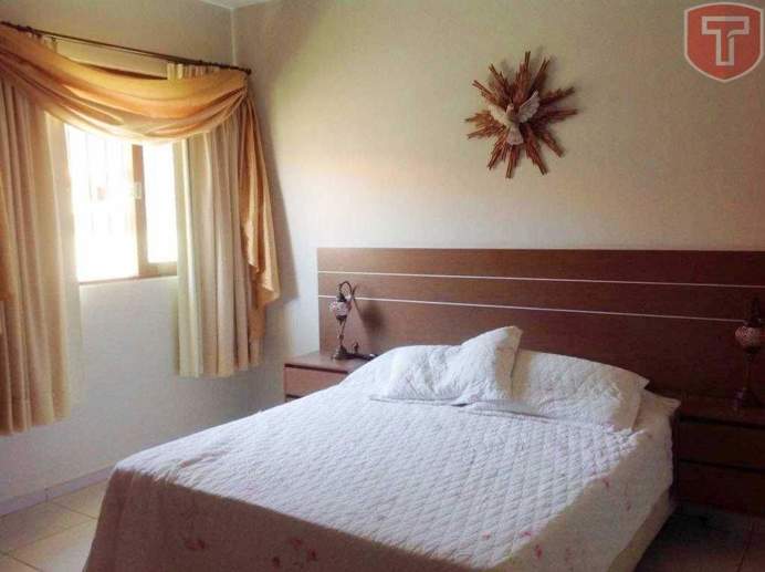 Casa com 3 Quartos à Venda, 360,00 m² - Foto 3