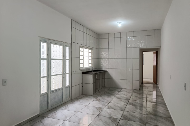 Casa com 2 Quartos à Venda - Foto 3