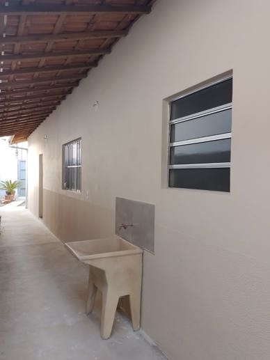 Casa com 2 Quartos à Venda - Foto 4